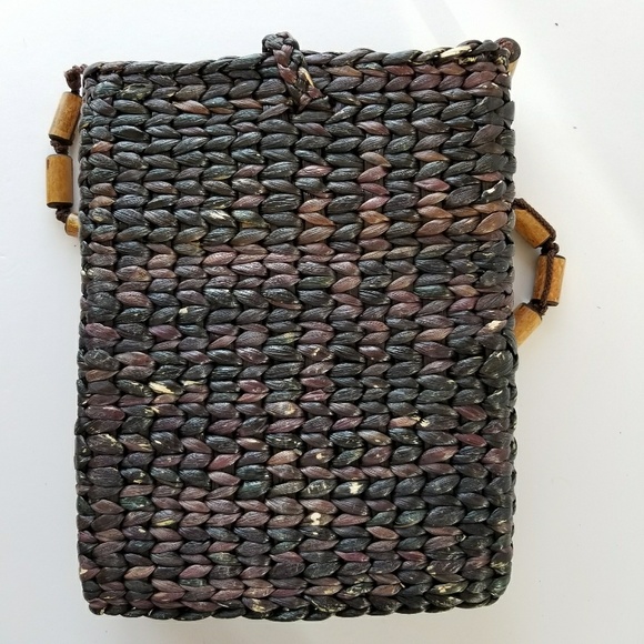 Slim Wicker Handbag Wood Bead Strap - Picture 4 of 6